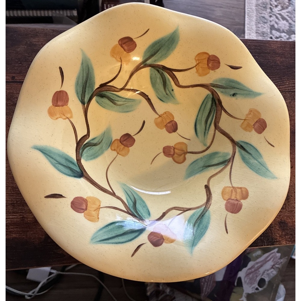 Gail Pittman Serving Bowl Siena Acorn & Leaves Wavy Edge 2002